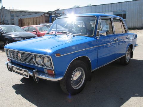 Vaz 2103 1975 — 292