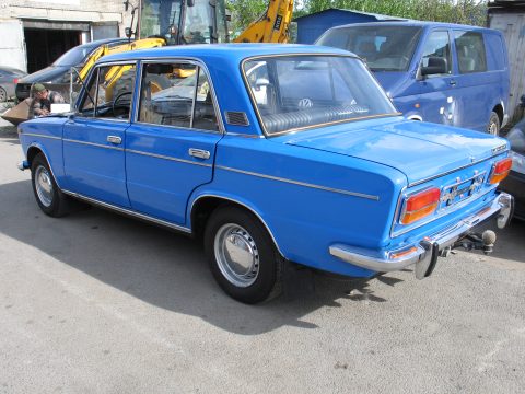 Vaz 2103 1975 — 297