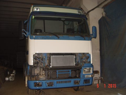 Volvo FH 12 remondi tööd — 47